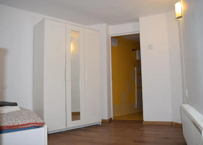 Grand Boulevard At Piata Romana