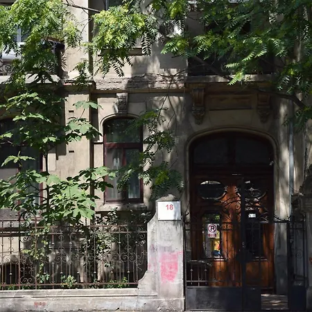 Grand Boulevard At Piata Romana Bukareszt