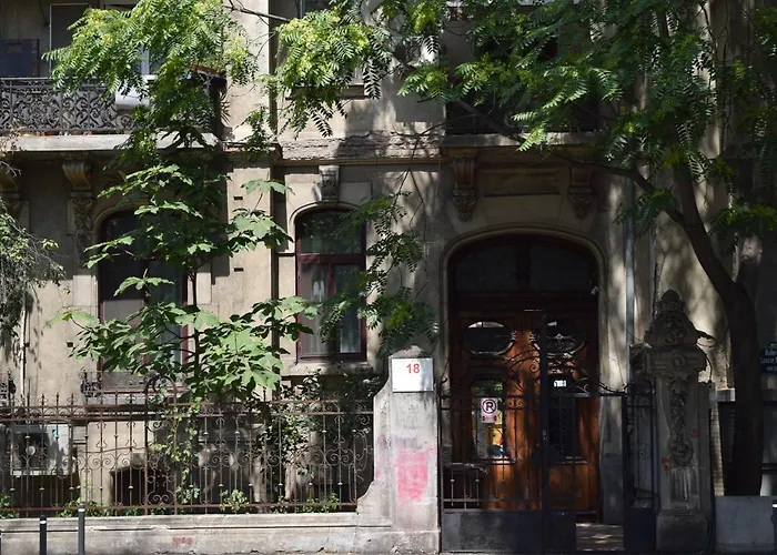 Grand Boulevard At Piata Romana Bukarest