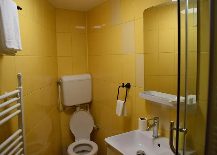 Grand Boulevard At Piata Romana